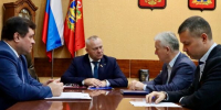 Валентин Суббот  провел встречу с представителями общероссийского профсоюза военнослужащих - Газета Труд