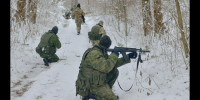 Бойцы «БАРС-Брянск» проходят подготовку с инструкторaми с боевым опытoм - Газета Труд
