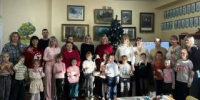 13 декабря в МБДОУ - детский сад 28 «Елочка» были приглашены дети и родители на увлекательный пробный мастер - класс по росписи символа года «Новогодней лошади».. - Администрация г. Клинцы