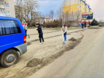 2 апреля состоялся субботник, в ходе которого была проведена уборка улицы Мира..