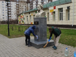 9 апреля 2026 сотрудники Прогимназии №1 принимали участие в городском субботнике в парке В.Воровского, чтобы сделать наш город ещё уютнее и красивее. Приводили в порядок памятники и участки вокруг них..