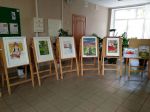 В преддверии Дня России в Детской библиотеке г. Клинцы экспонируется выставка творческих работ учащихся художественного отделения ДШИ им. Е.М.Беляева Моя Родина - Россия! .