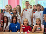 Активисты Движения Первых приняли участие в акции местного отделения в преддверии Дня Флага Российской Федерации, отмечаемого ежегодно 22 августа..