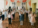 В МБДОУ – детский сад №23  Снегирек  прошёл  праздничный концерт, посвящённый «Дню воспитателя и всех дошкольных работников».